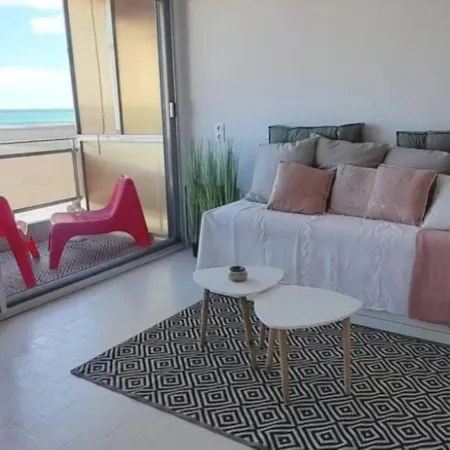 Sur La Apartment